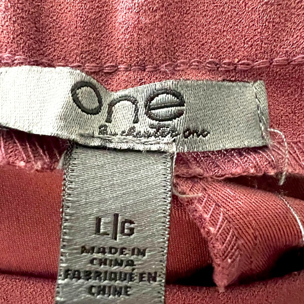 One Pull On Misses Pants - Picture 3 of 4